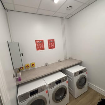 Bronze Room - Image 12